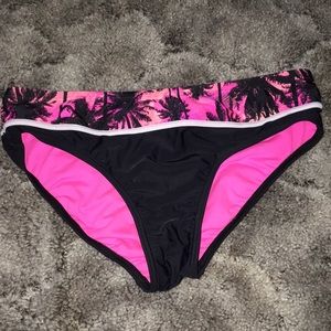 Women’s bikini bottoms